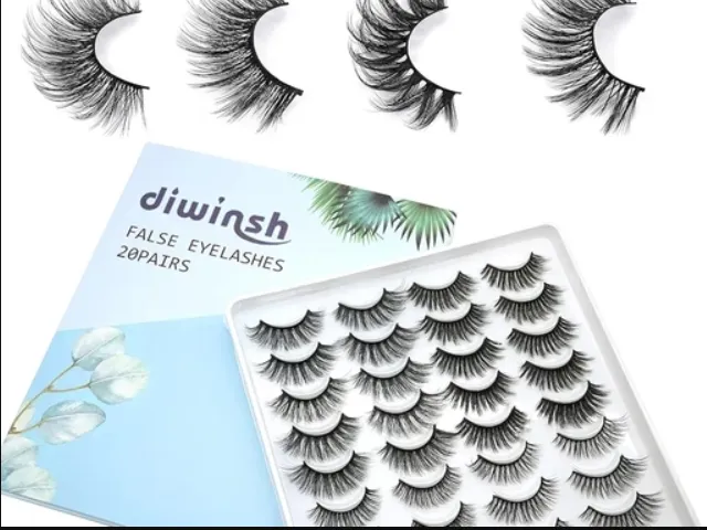 Are basic strip lashes easy to apply?(Image1)