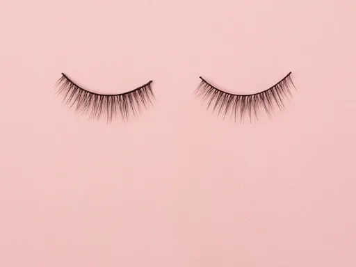 <strong>Do handmade fake eyelashes hav</strong>